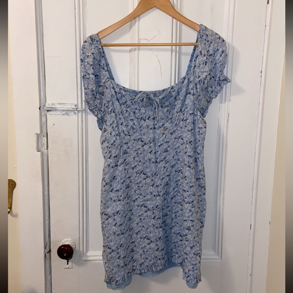 TILLYS COTTAGECORE dress